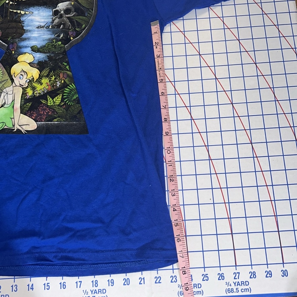 Tinker Bell looking through the keyhole adult large T-shirt NWOT - Picture 6 of 8
